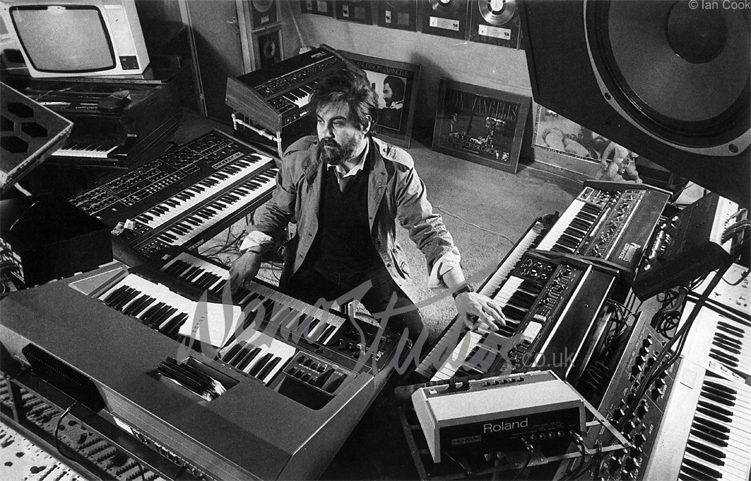 Vangelis composing to film - Refresh page if no image visible